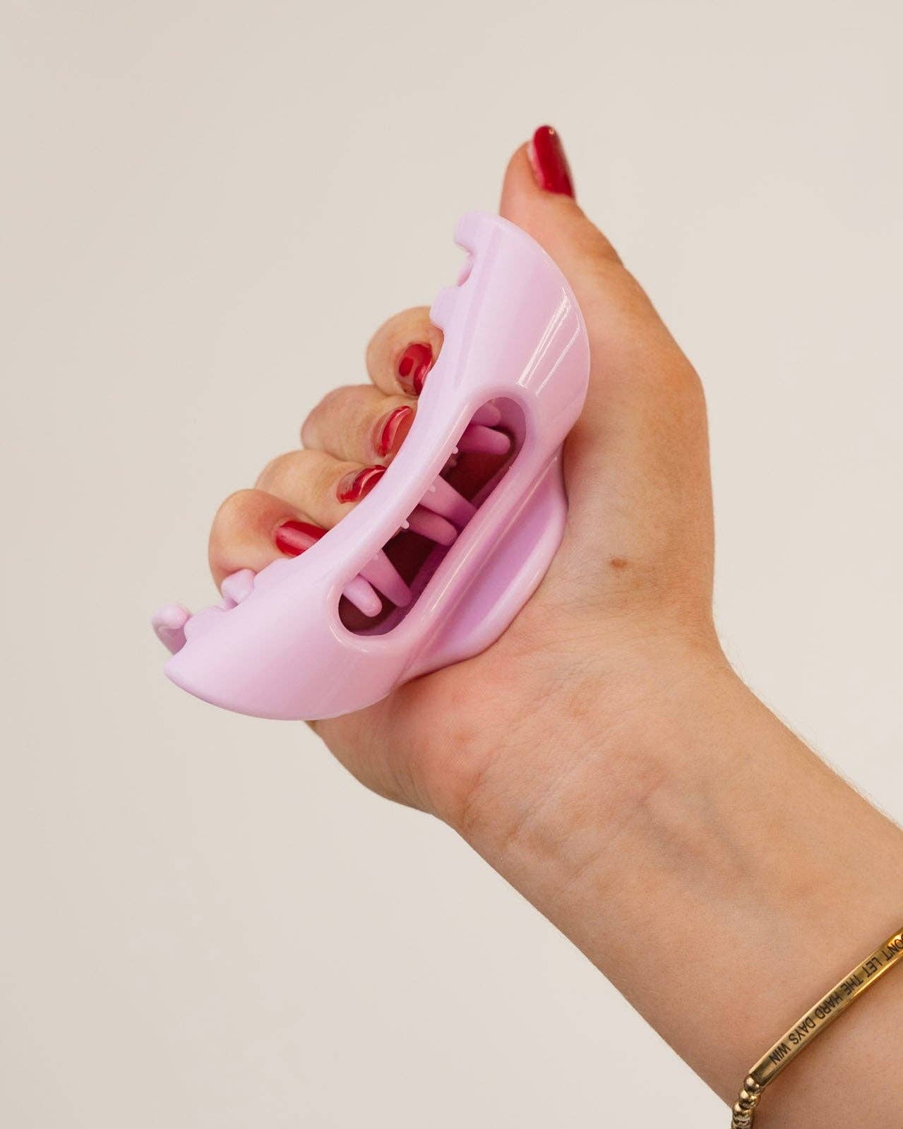 The Cozy Clip