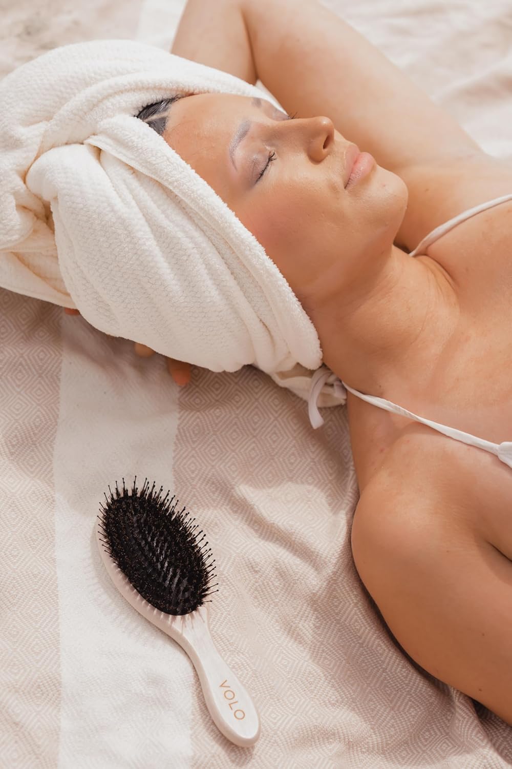 Frizz Out Paddle Brush